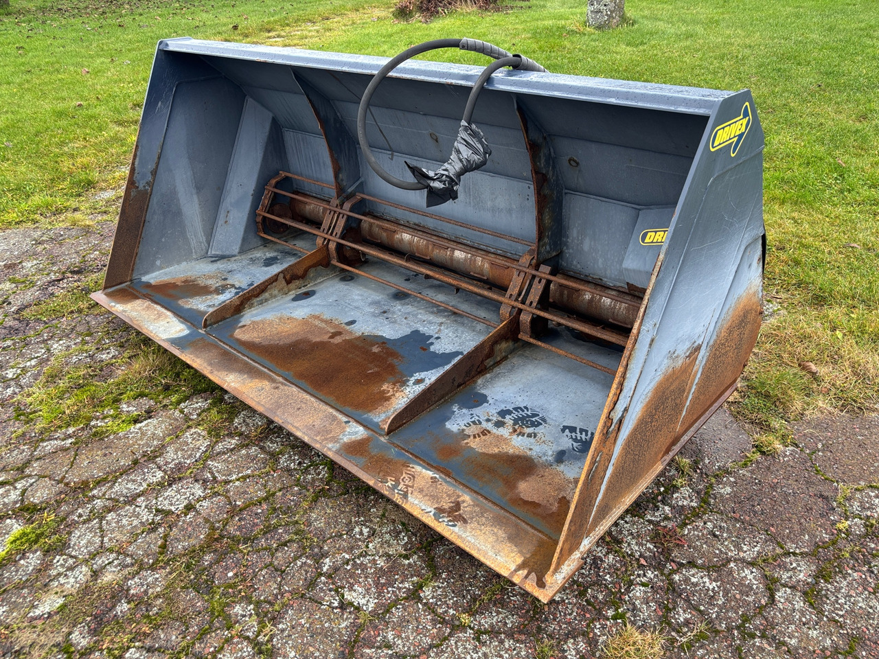 Drivex SS15 - Espalhador de areia/ Sal: foto 1 Drivex SS15 - Espalhador de areia/ Sal: foto 1