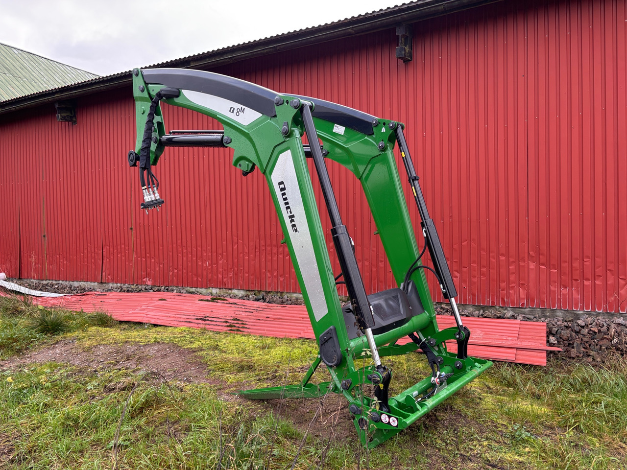 Ålö Q8M - Equipamento por Máquina agrícola: foto 1 Ålö Q8M - Equipamento por Máquina agrícola: foto 1