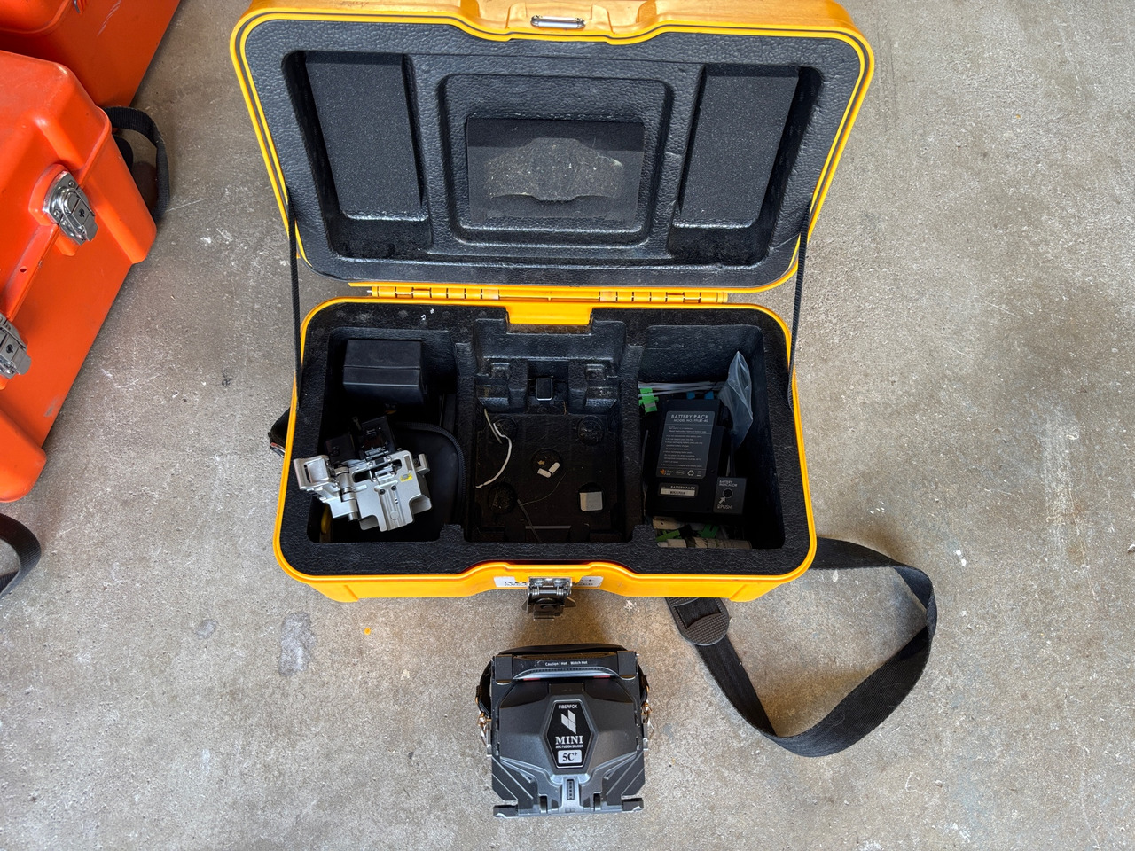 Fiberfox Mini 5C+ - Equipamento de construção: foto 1 Fiberfox Mini 5C+ - Equipamento de construção: foto 1