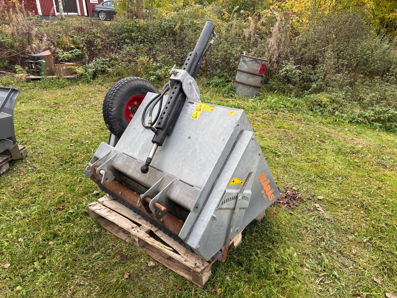 Fjärås 500/1200 - Espalhador de areia/ Sal: foto 1 Fjärås 500/1200 - Espalhador de areia/ Sal: foto 1