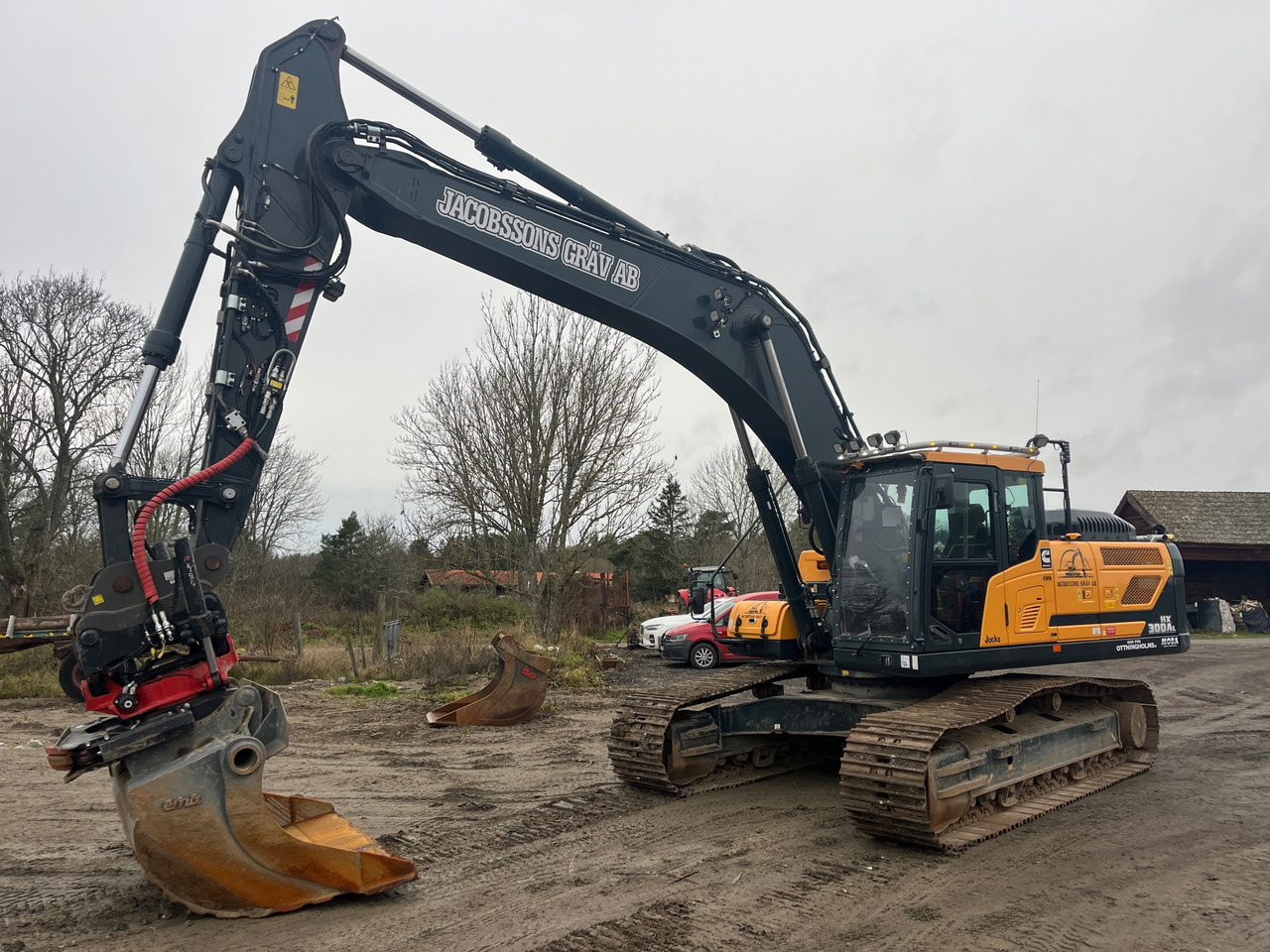 Hyundai HX300AL - Escavadeira: foto 1 Hyundai HX300AL - Escavadeira: foto 1