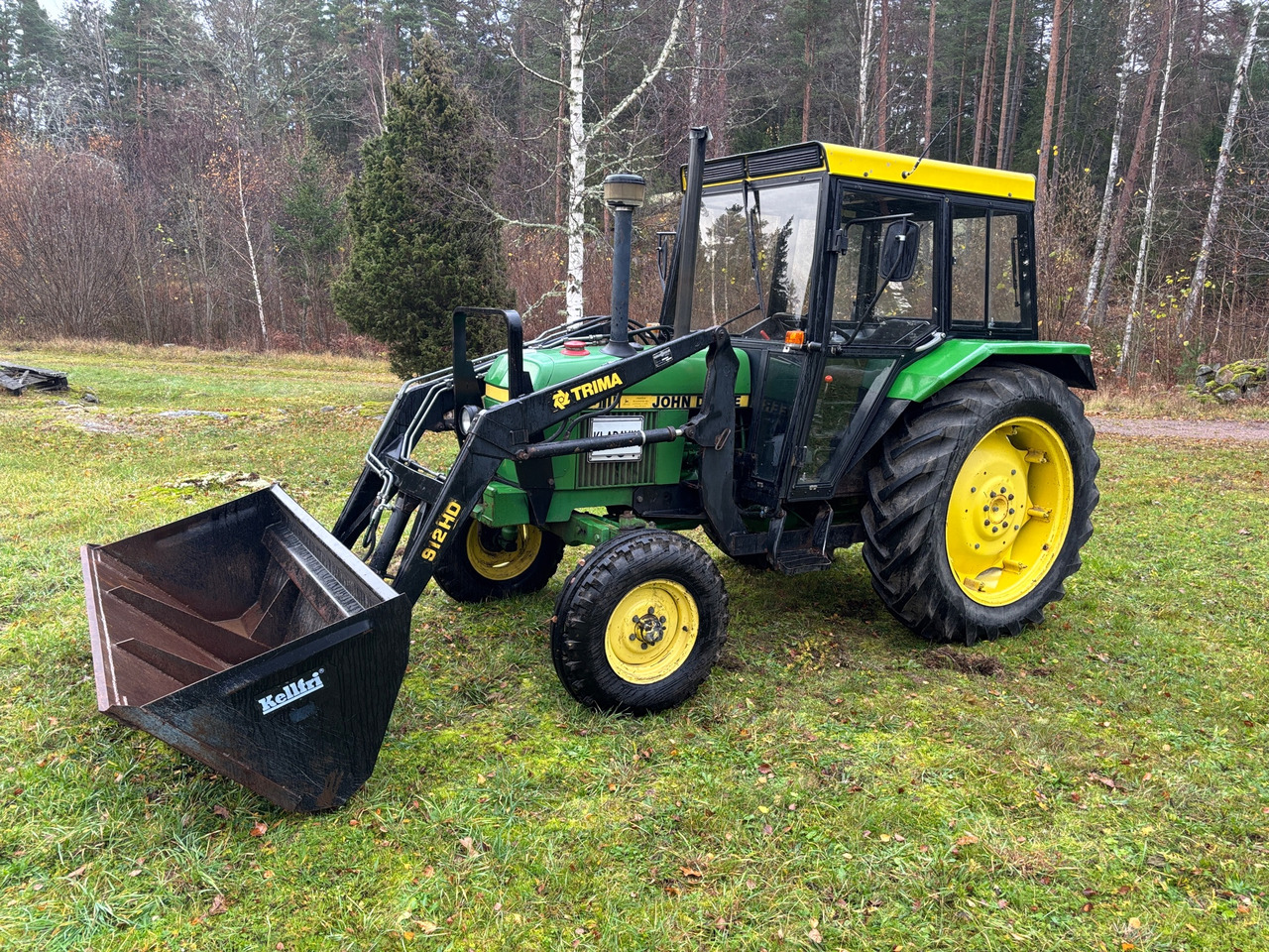 John Deere 1140 - Trator: foto 1 John Deere 1140 - Trator: foto 1
