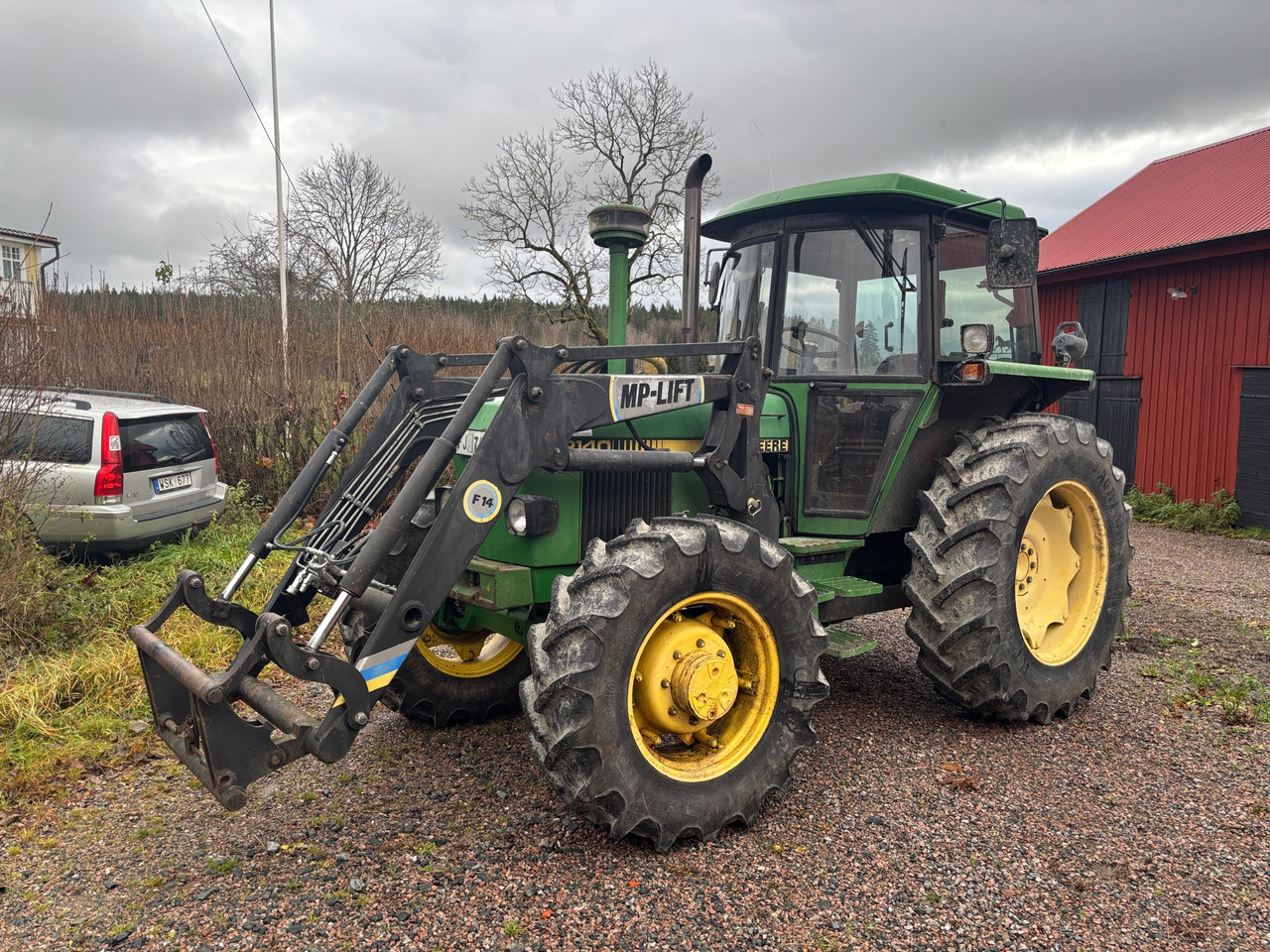 John Deere 2140 - Trator: foto 1 John Deere 2140 - Trator: foto 1