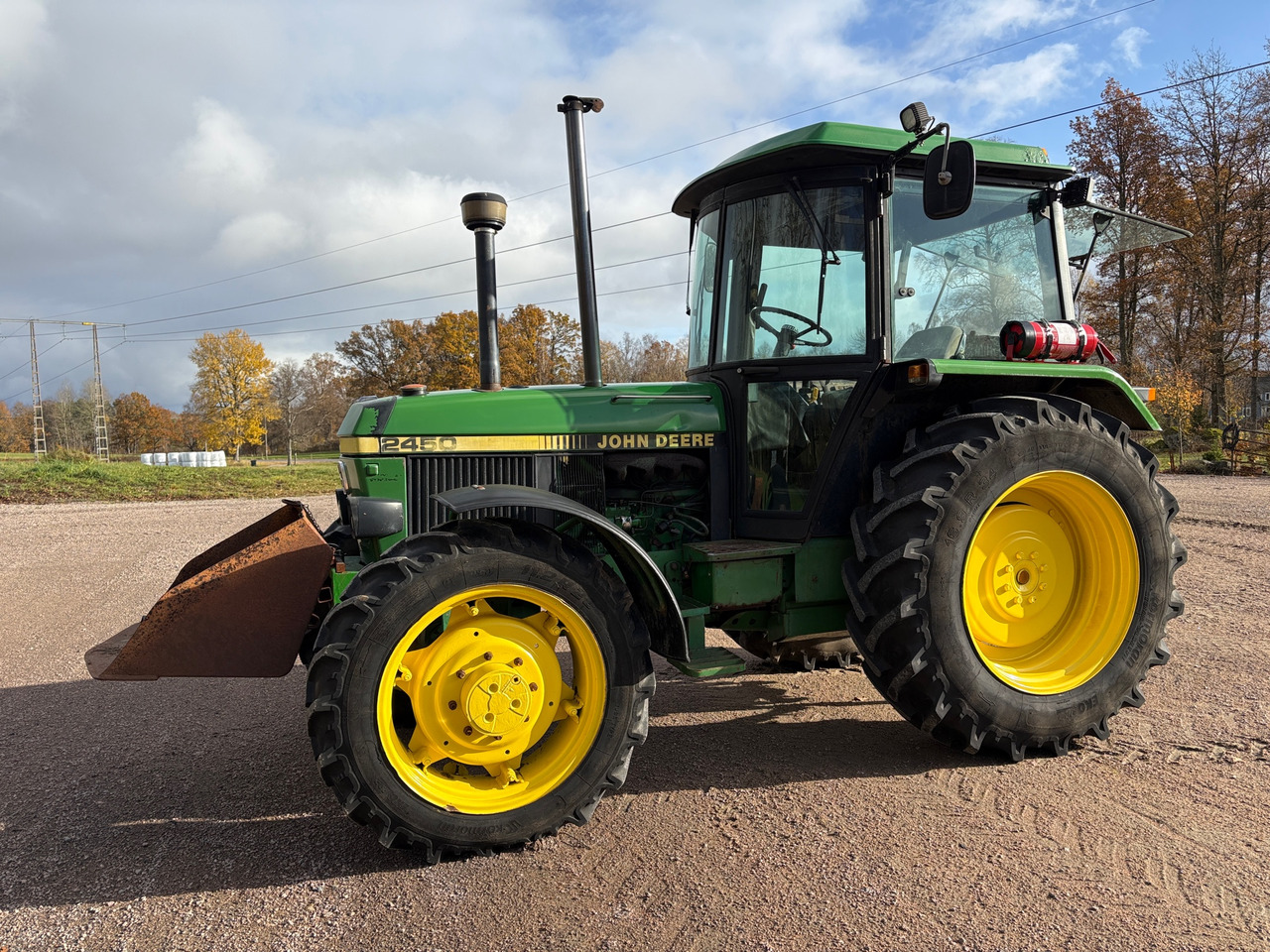 John Deere 2450 - Trator: foto 1 John Deere 2450 - Trator: foto 1
