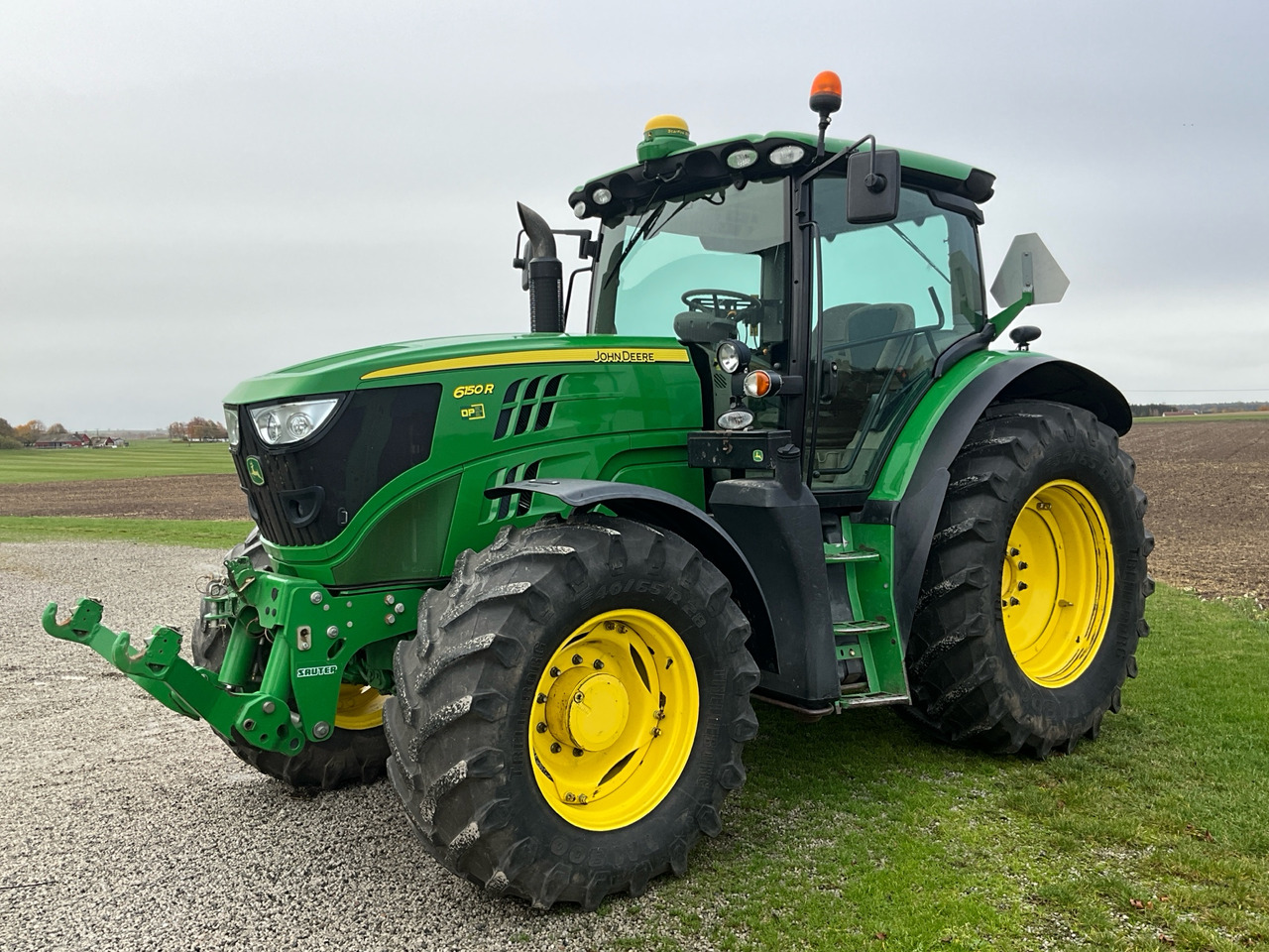 John Deere 6150R - Trator: foto 1 John Deere 6150R - Trator: foto 1