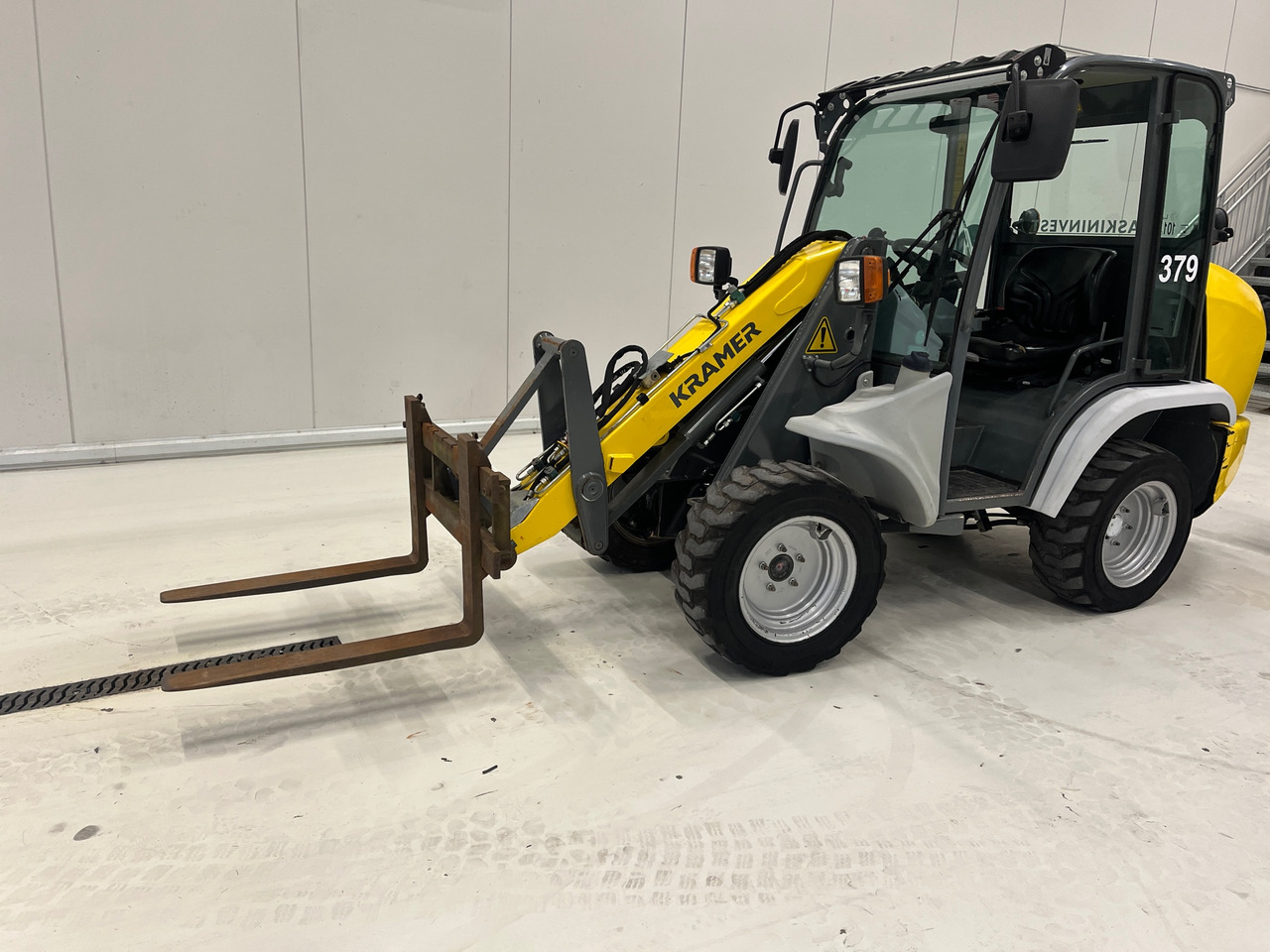 Kramer 5035 (348) - Carregadora articulada: foto 1 Kramer 5035 (348) - Carregadora articulada: foto 1