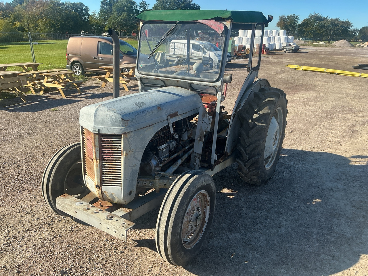 Massey Ferguson - Trator: foto 1 Massey Ferguson - Trator: foto 1