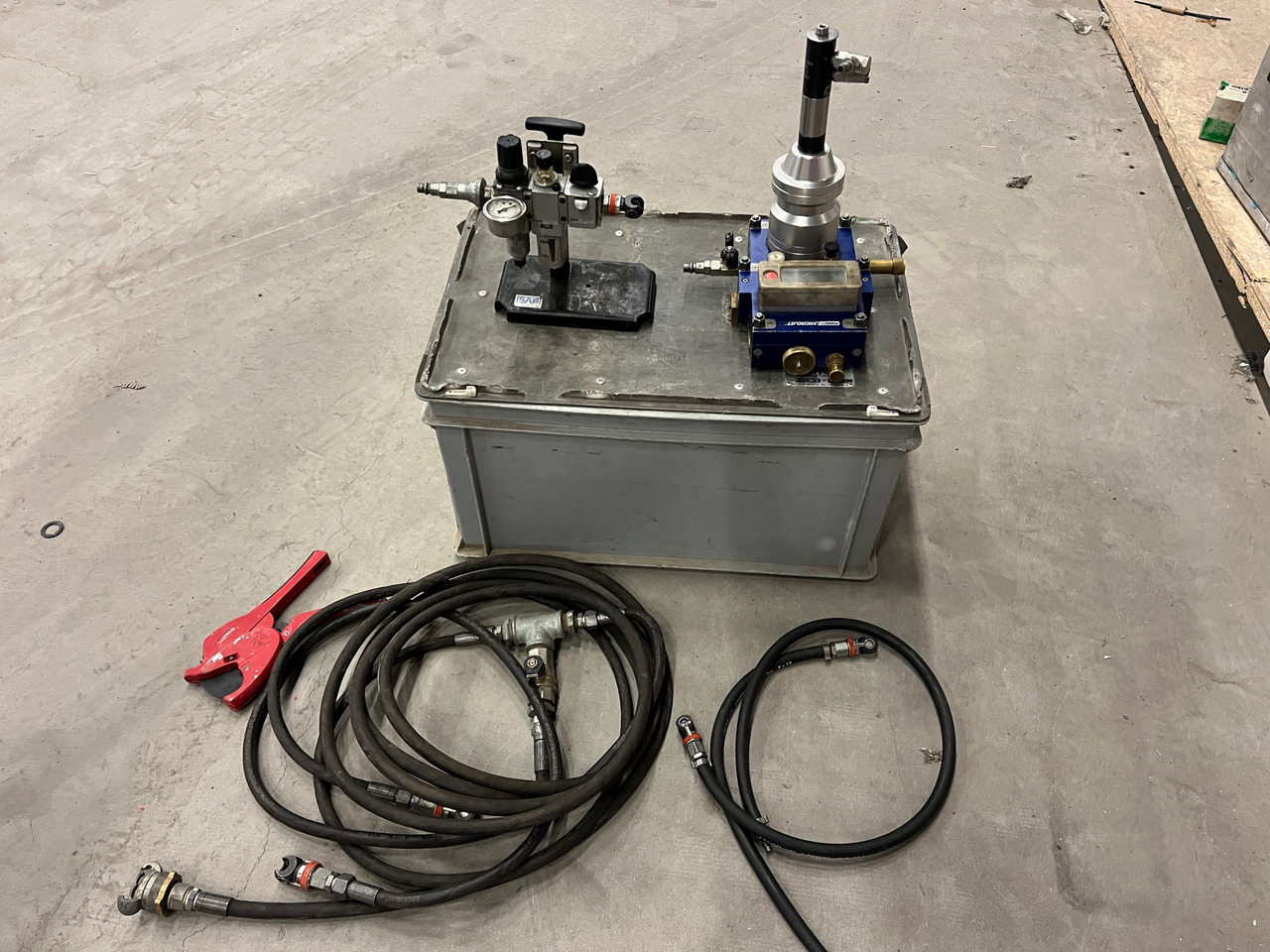 Microjet PRM 196 - Equipamento de construção: foto 1 Microjet PRM 196 - Equipamento de construção: foto 1