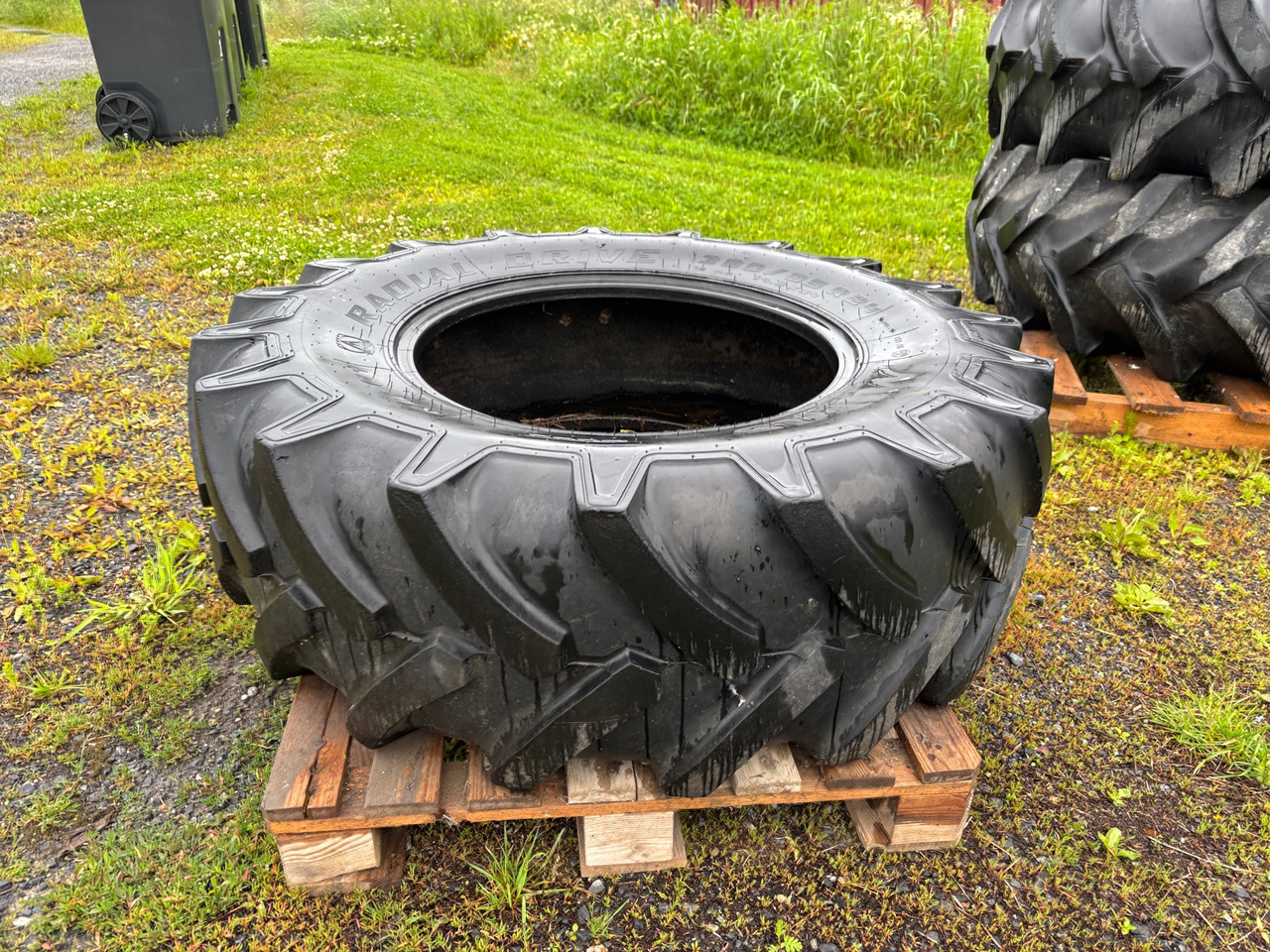 Mitas 380/85R24 - Pneu por Máquina agrícola: foto 1 Mitas 380/85R24 - Pneu por Máquina agrícola: foto 1