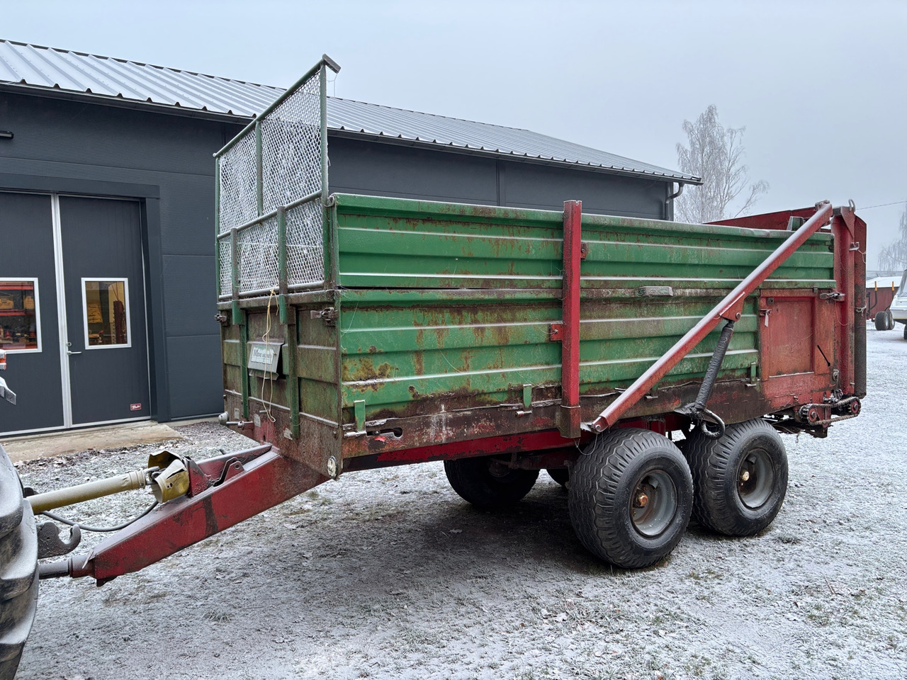 Möre N218 - Espalhador de estrume: foto 1 Möre N218 - Espalhador de estrume: foto 1