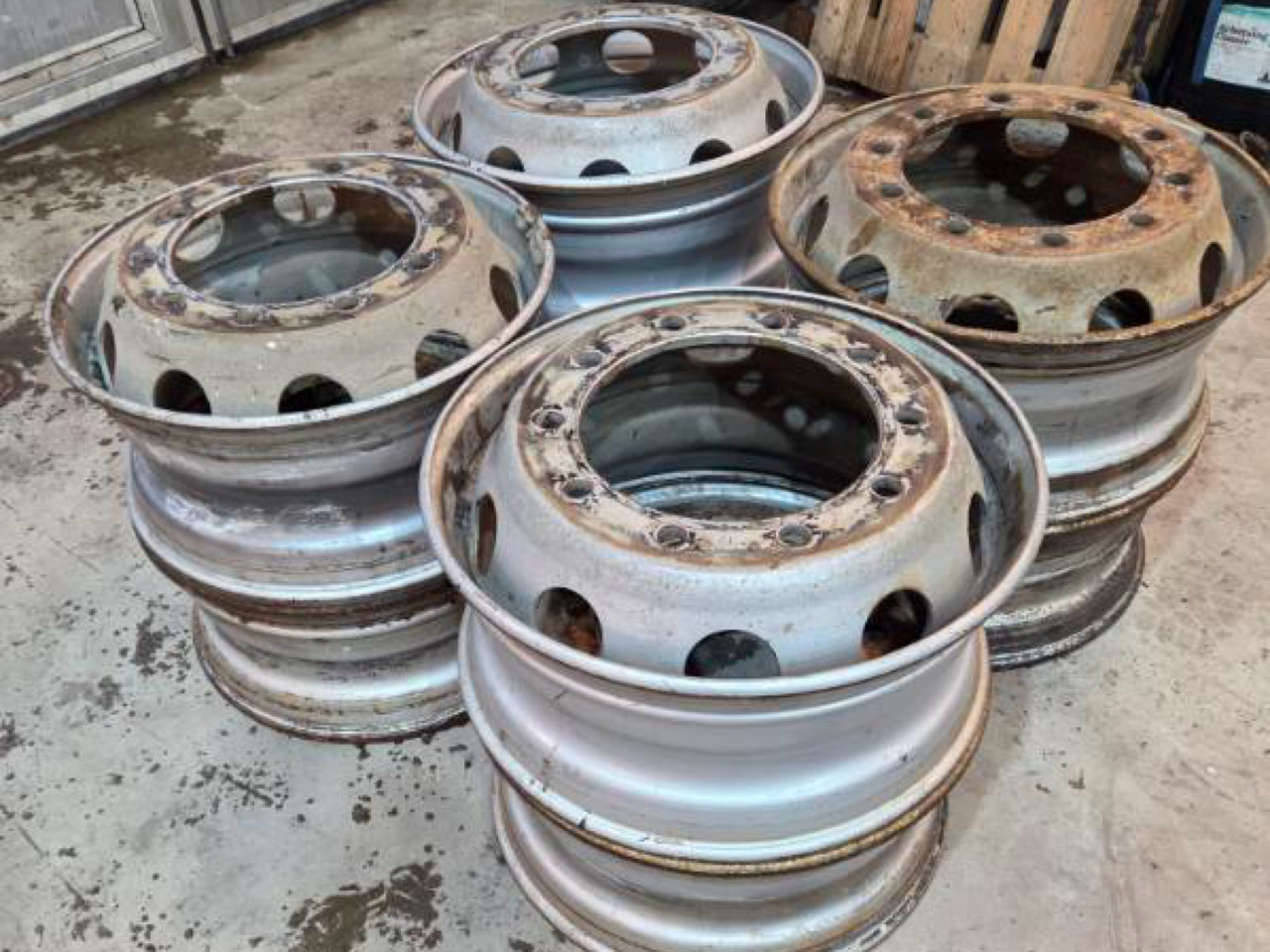 Scania Driv - Jante por Camião: foto 1 Scania Driv - Jante por Camião: foto 1