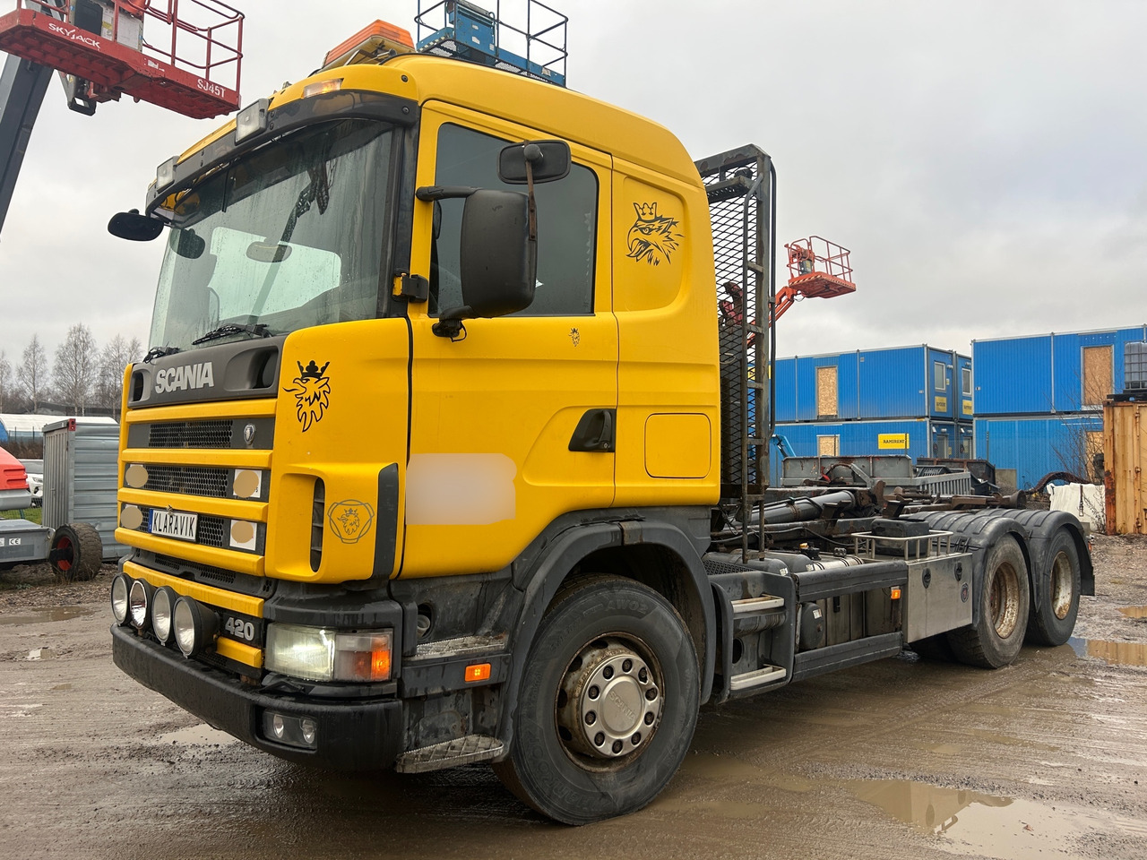 Scania R124GB6X2 - Camião polibenne: foto 1 Scania R124GB6X2 - Camião polibenne: foto 1