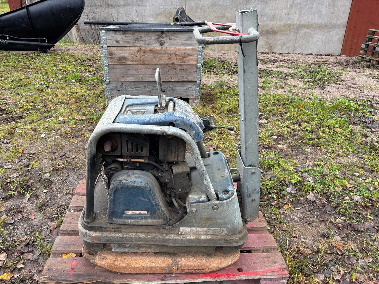 Swepac FB 250 - Placas vibratórias: foto 1 Swepac FB 250 - Placas vibratórias: foto 1