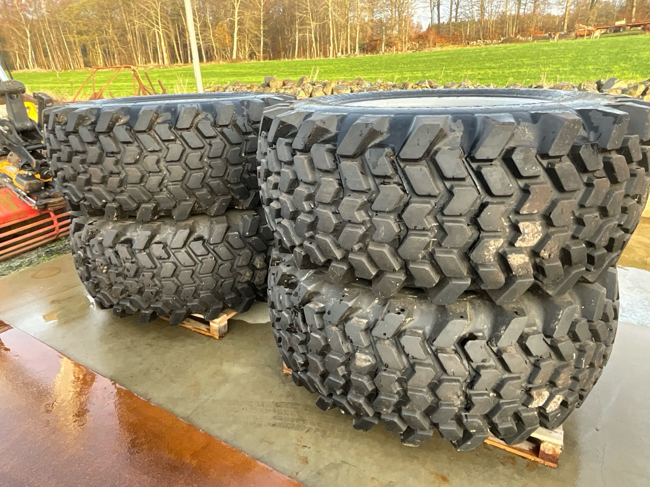 Trelleborg - Pneu por Máquina de construção: foto 1 Trelleborg - Pneu por Máquina de construção: foto 1