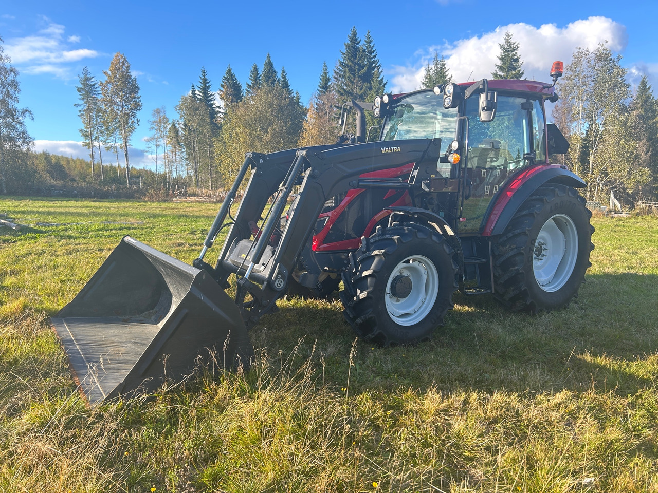 Valtra A94 - Trator: foto 1 Valtra A94 - Trator: foto 1