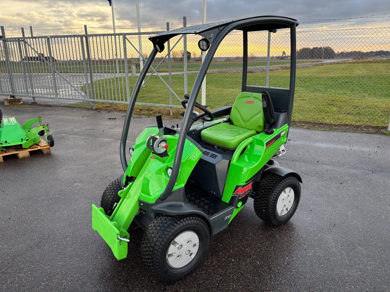 Avant 225 - Veículo municipal/ Especial: foto 1 Avant 225 - Veículo municipal/ Especial: foto 1