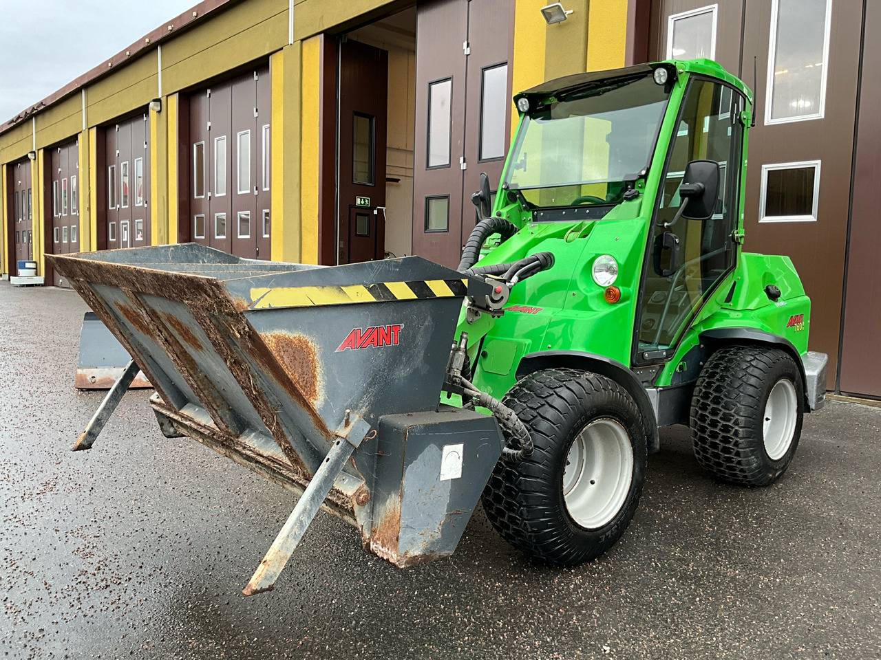 Avant 760i - Veículo municipal/ Especial: foto 1 Avant 760i - Veículo municipal/ Especial: foto 1