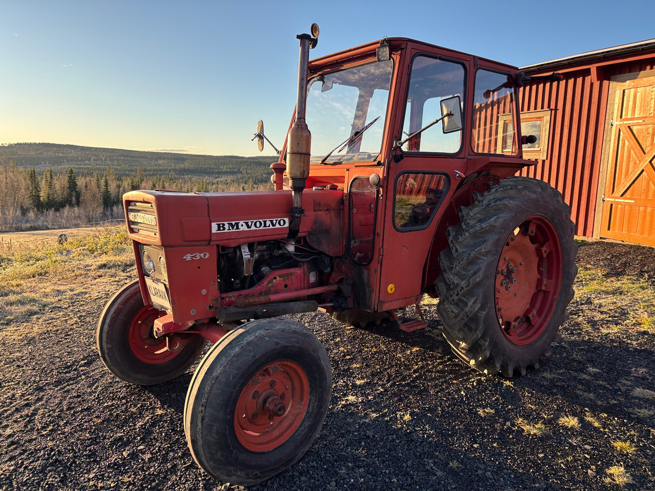 Volvo BM T 430 - Trator: foto 1 Volvo BM T 430 - Trator: foto 1