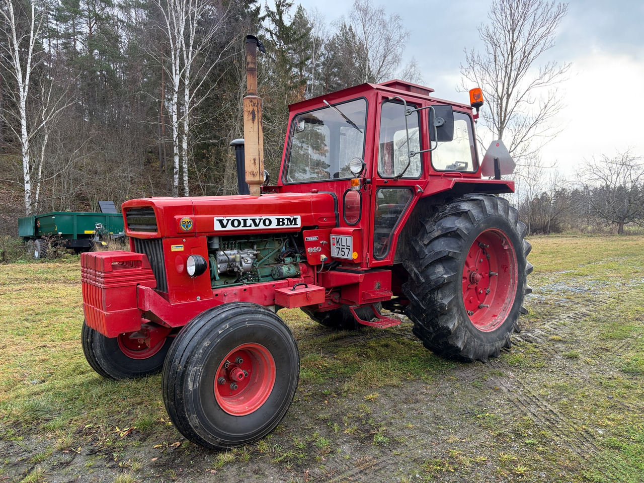 Volvo BM T 810 - Trator: foto 1 Volvo BM T 810 - Trator: foto 1