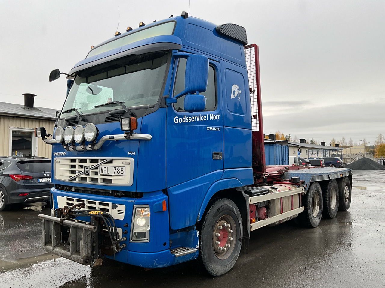 Volvo FH 520 - Camião polibenne: foto 1 Volvo FH 520 - Camião polibenne: foto 1