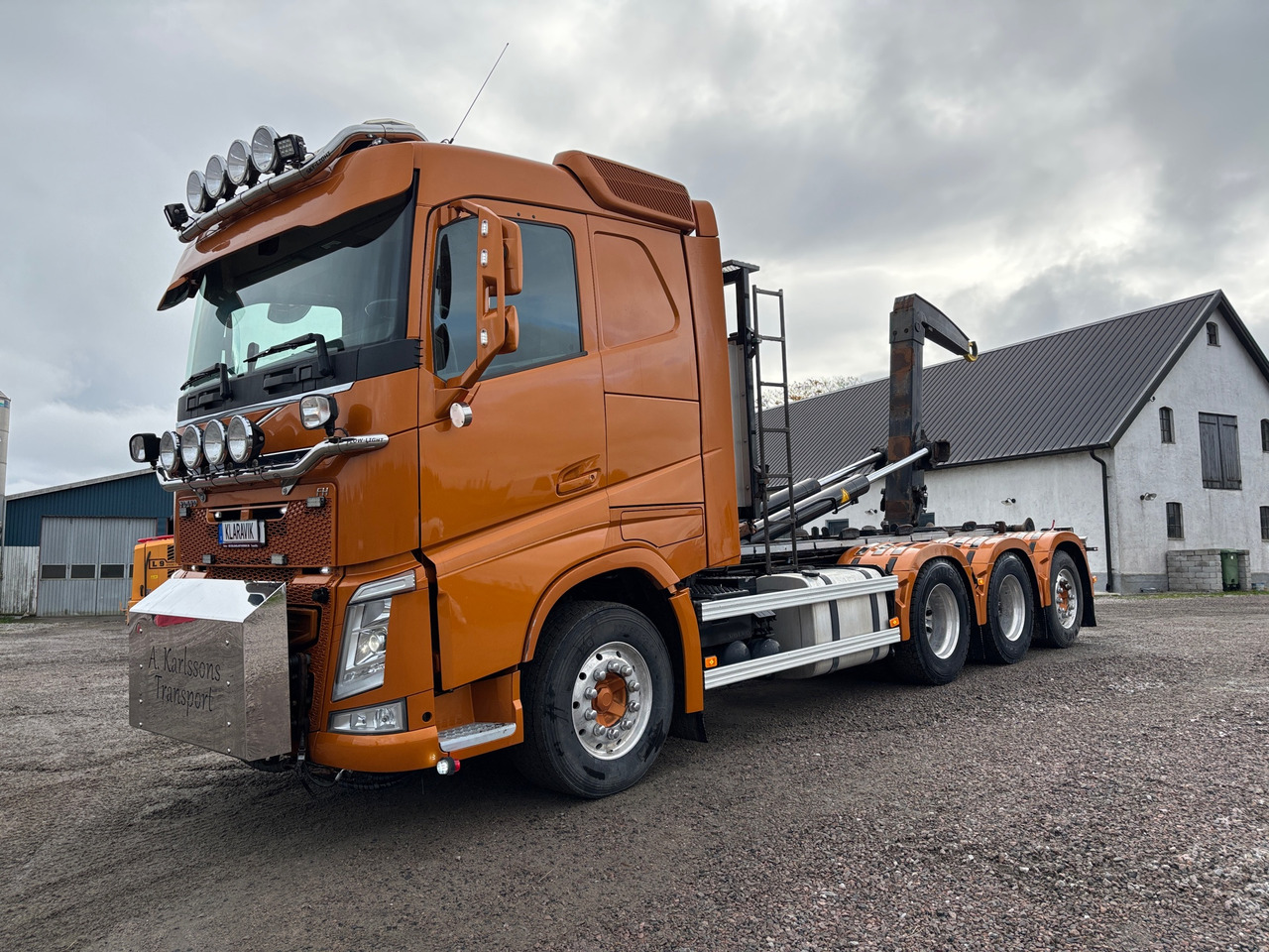 Volvo FH 540 - Camião polibenne: foto 1 Volvo FH 540 - Camião polibenne: foto 1
