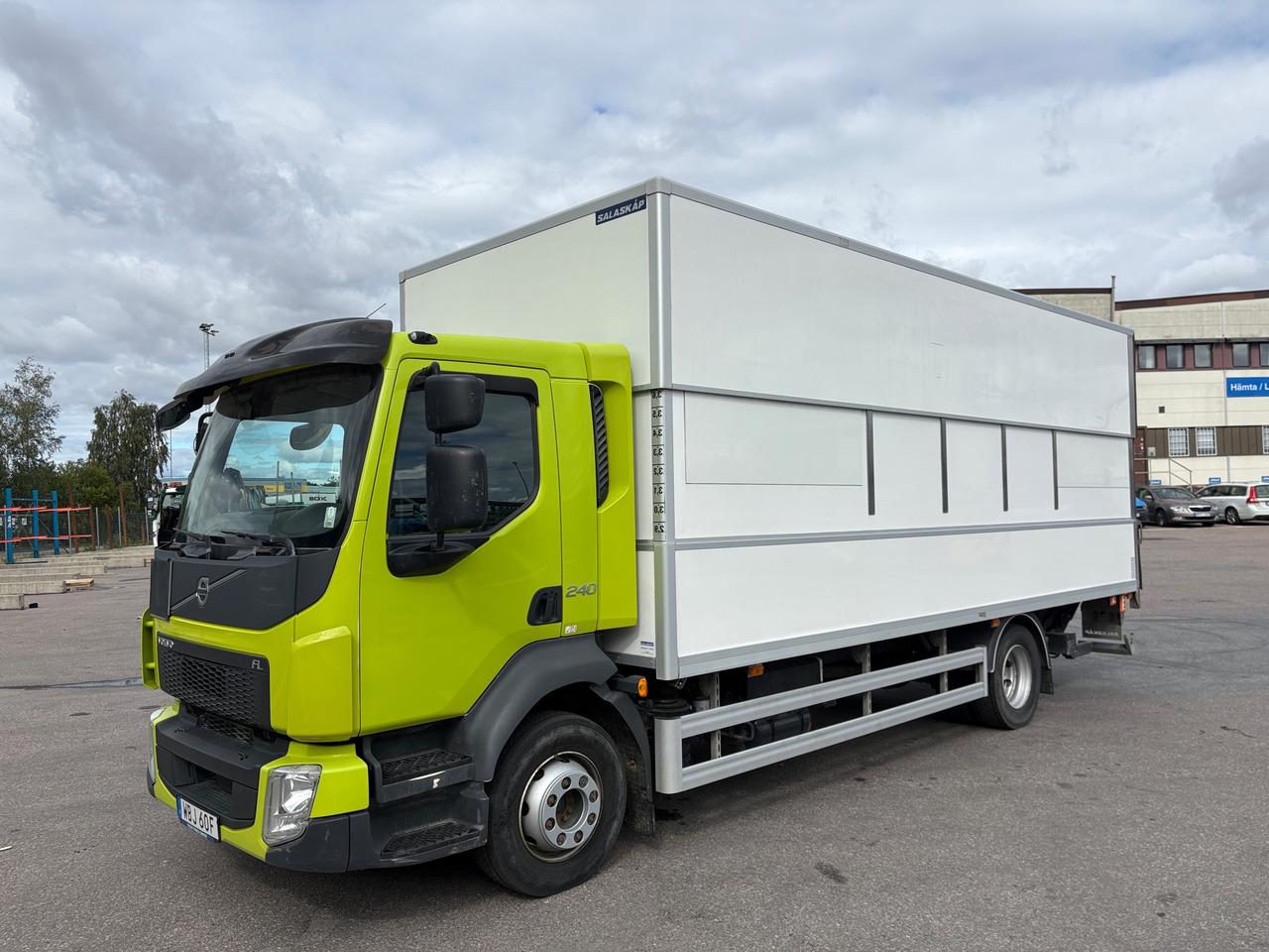 Volvo FL 42 R 240 - Camião furgão: foto 1 Volvo FL 42 R 240 - Camião furgão: foto 1