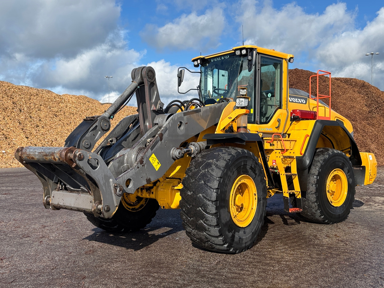 Volvo L180H - Pá carregadora de rodas: foto 1 Volvo L180H - Pá carregadora de rodas: foto 1