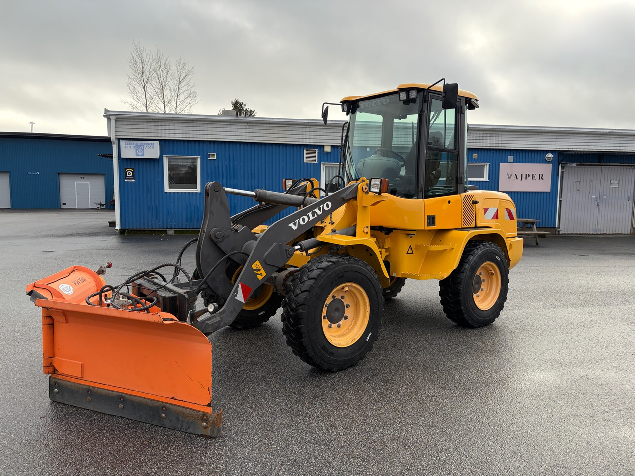 Volvo L30G - Pá carregadora de rodas: foto 1 Volvo L30G - Pá carregadora de rodas: foto 1