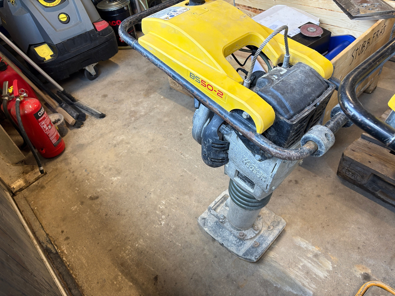 Wacker Neuson Bs50-2 - Equipamento de construção: foto 1 Wacker Neuson Bs50-2 - Equipamento de construção: foto 1
