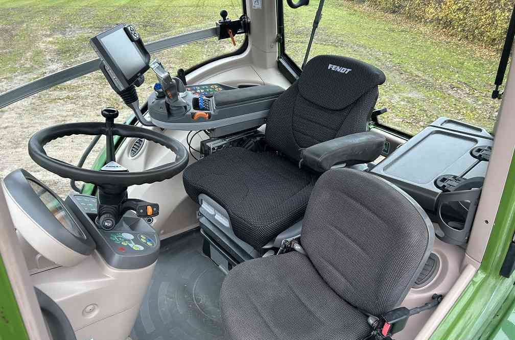 Fendt 828 profi plus, rtk - Trator: foto 5 Fendt 828 profi plus, rtk - Trator: foto 5