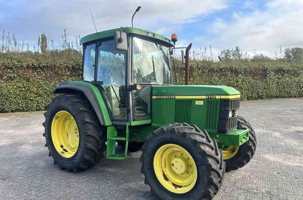 John Deere 6110 - Trator: foto 4 John Deere 6110 - Trator: foto 4