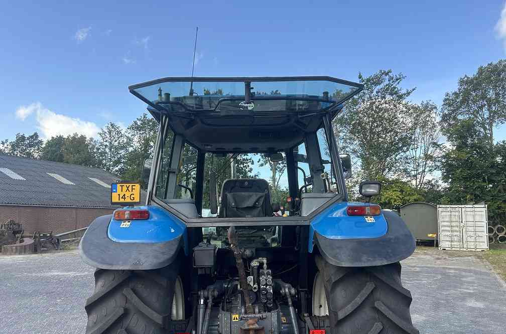 New Holland ts 90 sle - Trator: foto 4 New Holland ts 90 sle - Trator: foto 4