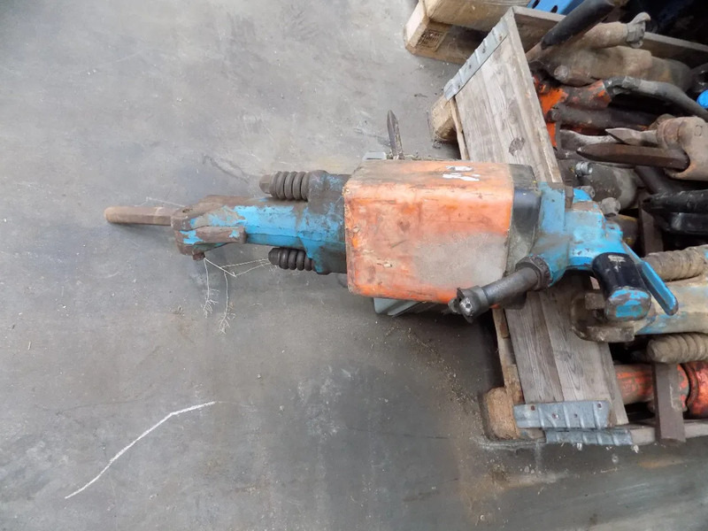 Atlas-Copco luchthamer breekhamer-luchthamer - Compressor de ar: foto 4 Atlas-Copco luchthamer breekhamer-luchthamer - Compressor de ar: foto 4