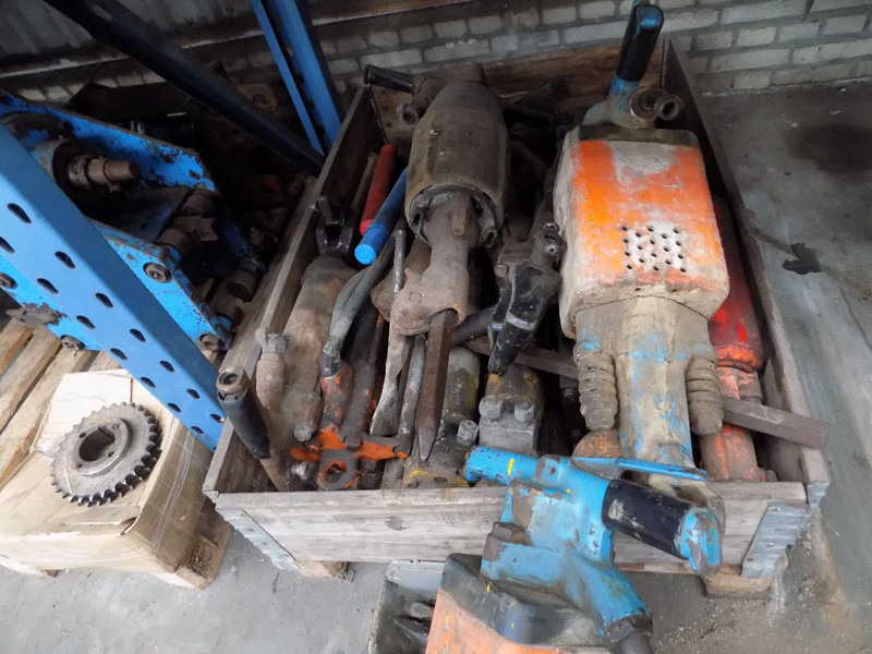 Atlas-Copco luchthamer breekhamer-luchthamer - Compressor de ar: foto 3 Atlas-Copco luchthamer breekhamer-luchthamer - Compressor de ar: foto 3