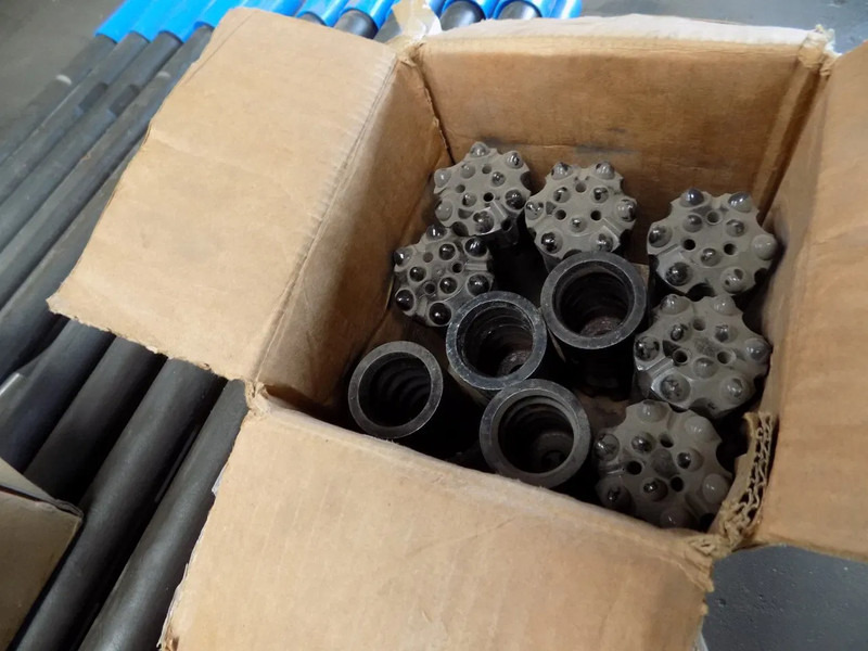 Diversen boorkronen spoel-steen en droog - Máquina de perfuração: foto 1 Diversen boorkronen spoel-steen en droog - Máquina de perfuração: foto 1