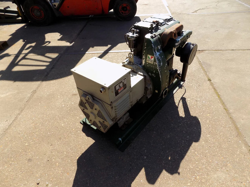 Gerador elétrico Lister aggregaat 3 cill. lister 25 kva met stamford dynamo keuze uit 2 stuks: foto 11 Gerador elétrico Lister aggregaat 3 cill. lister 25 kva met stamford dynamo keuze uit 2 stuks: foto 11