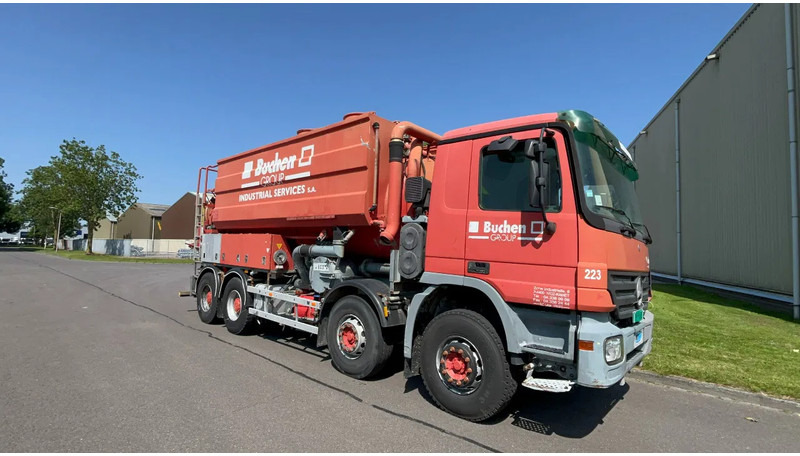 Mercedes-Benz Actros 4141 Mercedes 4141 8x4 full steel INOX tank - Caminhão limpa fossa: foto 1 Mercedes-Benz Actros 4141 Mercedes 4141 8x4 full steel INOX tank - Caminhão limpa fossa: foto 1