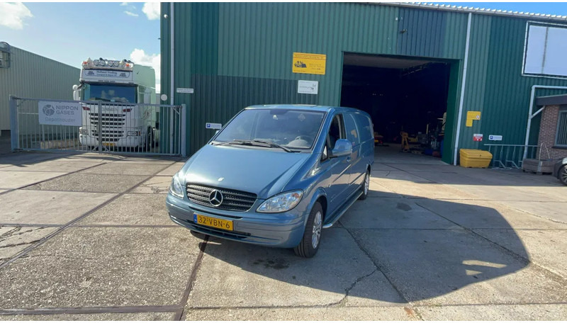 Mercedes-Benz Vito Vito 120 V6 3.0 CDI achter deuren - Furgão compacto: foto 2 Mercedes-Benz Vito Vito 120 V6 3.0 CDI achter deuren - Furgão compacto: foto 2