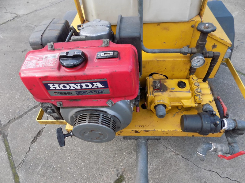 Caminhão limpa fossa Rioned HD50 Rioned HD50 diesel: foto 11
