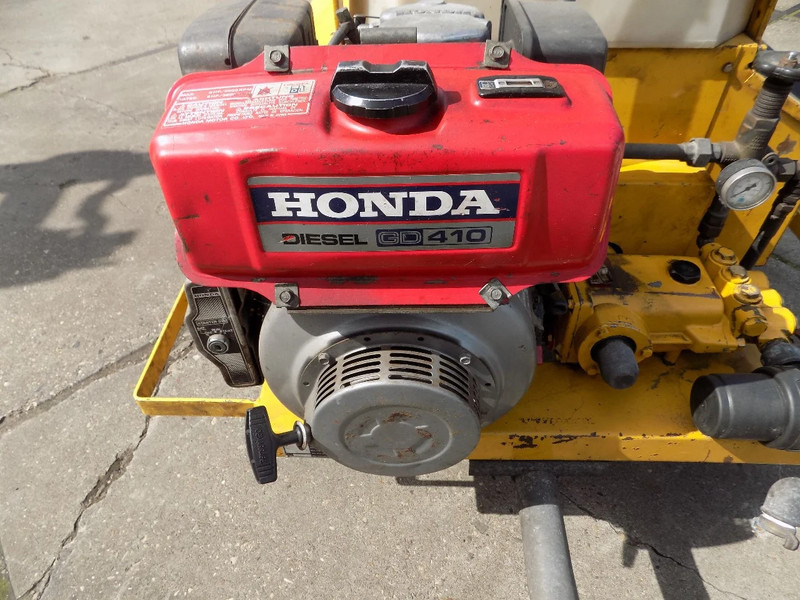 Caminhão limpa fossa Rioned HD50 Rioned HD50 diesel: foto 17