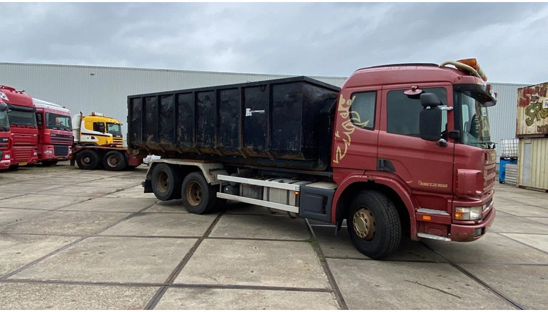 Scania P P124 GB6X2NA - Camião polibenne: foto 4 Scania P P124 GB6X2NA - Camião polibenne: foto 4