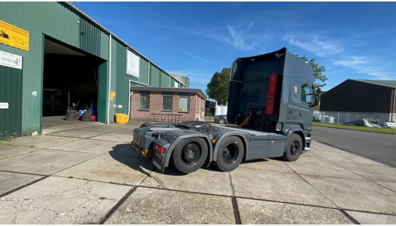 Scania R730 Clean Nordic Scania R730 trekker BLACK ON GREY - Tractor: foto 3 Scania R730 Clean Nordic Scania R730 trekker BLACK ON GREY - Tractor: foto 3
