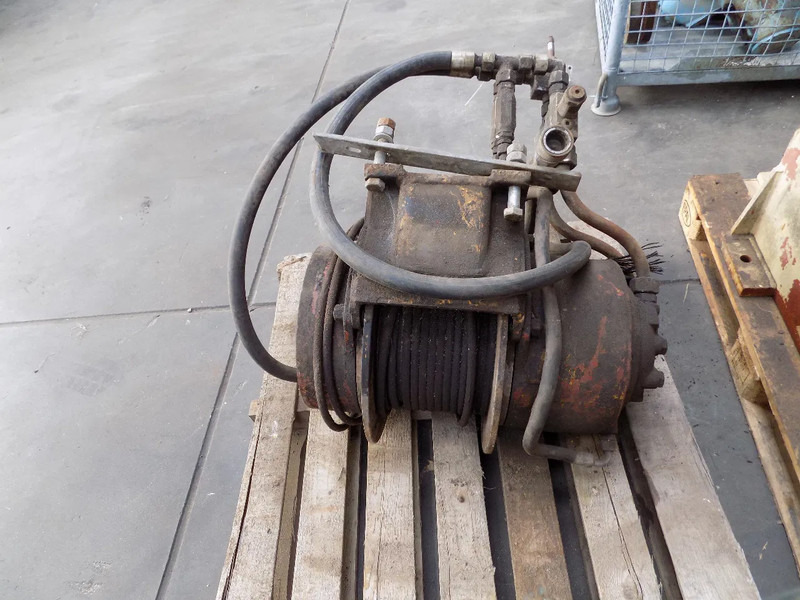 Hydraulische lier zware en lichte uitvoering hydraulisch aangedreven lieren - Máquina de perfuração: foto 2 Hydraulische lier zware en lichte uitvoering hydraulisch aangedreven lieren - Máquina de perfuração: foto 2
