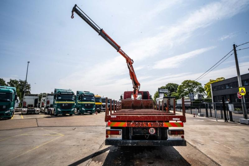 DAF 65.180 - ATLAS 100.1 - Camião de caixa aberta/ Plataforma, Camião grua: foto 5 DAF 65.180 - ATLAS 100.1 - Camião de caixa aberta/ Plataforma, Camião grua: foto 5