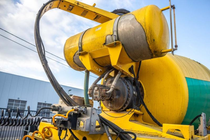 DE BUF BETON MIXER/MISCHER/MALAXEUR12M³ - Semi-reboque betoneira: foto 5 DE BUF BETON MIXER/MISCHER/MALAXEUR12M³ - Semi-reboque betoneira: foto 5
