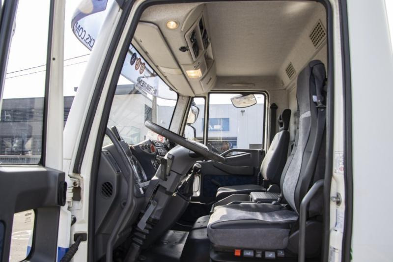 Iveco EUROCARGO 90E18- E5 +Porte-bagages réglable - Camião furgão: foto 5 Iveco EUROCARGO 90E18- E5 +Porte-bagages réglable - Camião furgão: foto 5