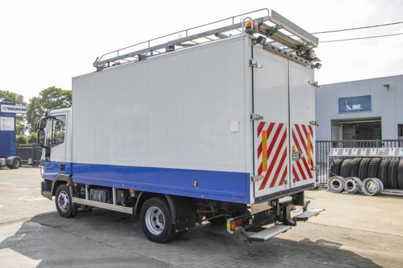 Iveco EUROCARGO 90E18- E5 +Porte-bagages réglable - Camião furgão: foto 4 Iveco EUROCARGO 90E18- E5 +Porte-bagages réglable - Camião furgão: foto 4