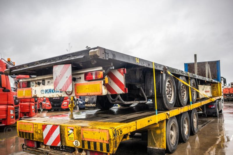 Krone SD27-PLATEAU-39000 KG MTM - Semi-reboque plataforma/ Caixa aberta: foto 3 Krone SD27-PLATEAU-39000 KG MTM - Semi-reboque plataforma/ Caixa aberta: foto 3