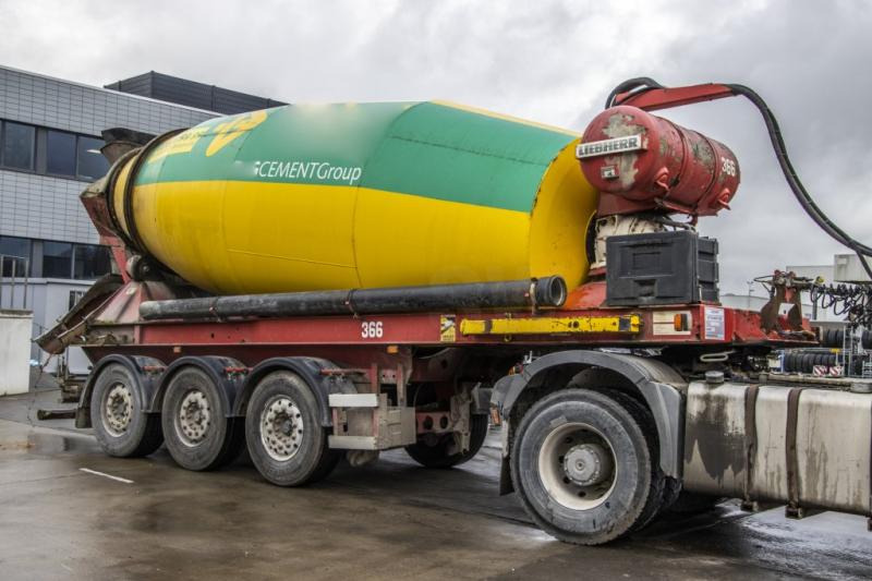 Liebherr LIEBHERR BETON MIXER/MALAXEUR/MISCHER-12M³ - Semi-reboque betoneira: foto 2 Liebherr LIEBHERR BETON MIXER/MALAXEUR/MISCHER-12M³ - Semi-reboque betoneira: foto 2
