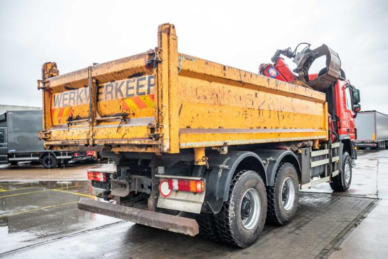 Mercedes ACTROS 3344 AK - HMF1643 Z2 - Camião basculante, Camião grua: foto 4 Mercedes ACTROS 3344 AK - HMF1643 Z2 - Camião basculante, Camião grua: foto 4